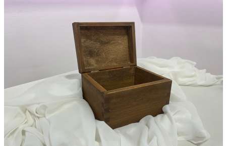 Krabička dřevěná čtvercová