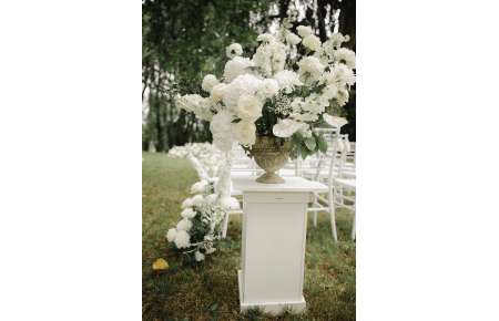 Stojan na květiny dřevěný bílý 60 cm