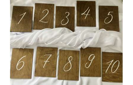 Čísla stolů dřevo 1-10