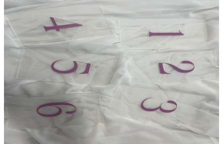 Čísla stolů plexi sklo matné fialkové 1-6